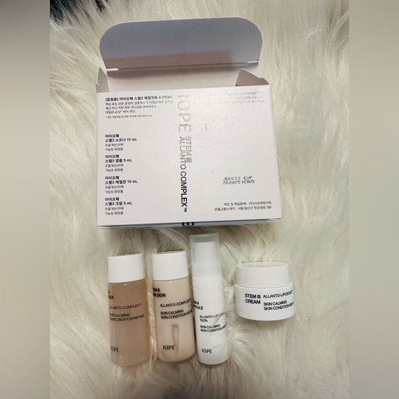 IOPE STEM 3 III Ⅲ Experience Trial Kit (4 items), New Edition - Picture 2 of 5